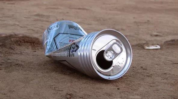 回收铝罐来制造电池