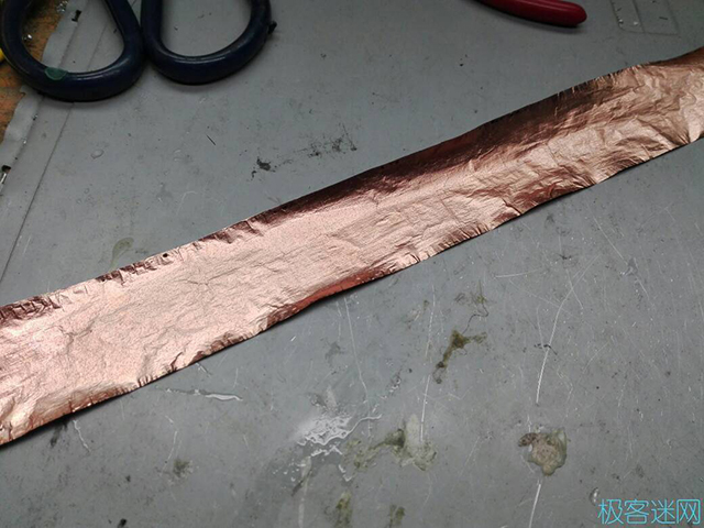 拆解锂离子电池回收铜箔
